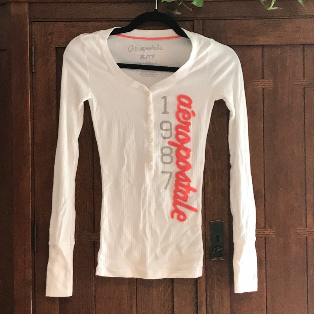 Long sleeve light weight t-shirt
